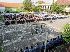 MTsN 2 Lamongan Gelar Upacara Peringatan Hari Lahir Pancasila, Tekankan Asta Cita Menuju Indonesia Emas 2045