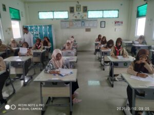 Sinergi Akademik di MTsN 2 Lamongan: Pelaksanaan STS dan SAS Genap berlangsung khidmat dan menggembirakan