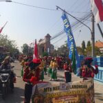 MTsN 2 Lamongan ikut semarakkan pawai HUT ke 81 RI kec. Glagah